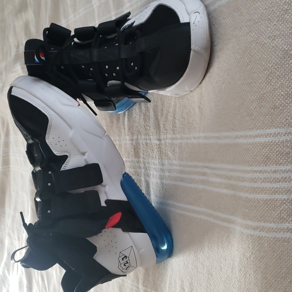 Nike Air Max 270